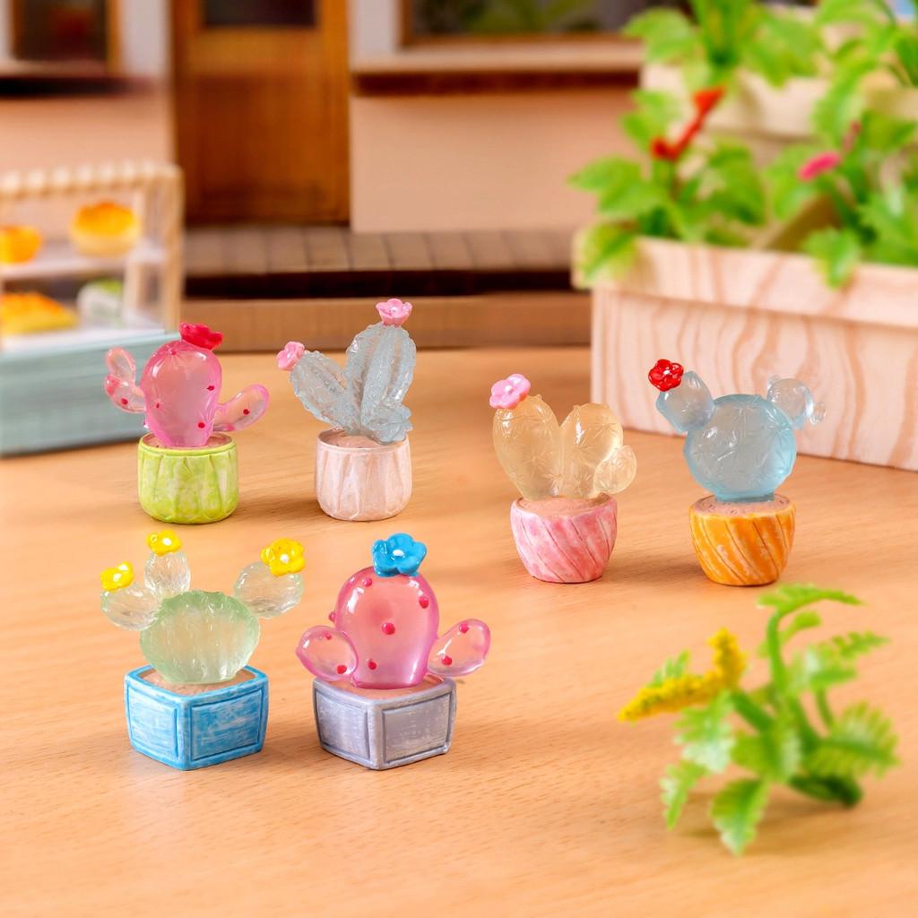 Glow In The Dark Miniature Cactus Resin Figurine Creative Desktop Decoration