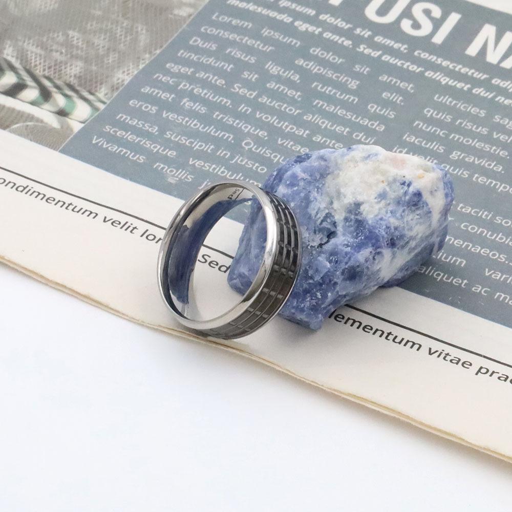 Exkluzivní prsten z titanové oceli nevybledne Niche design Vykládaný černým akrylem Pánský šperk Prsten