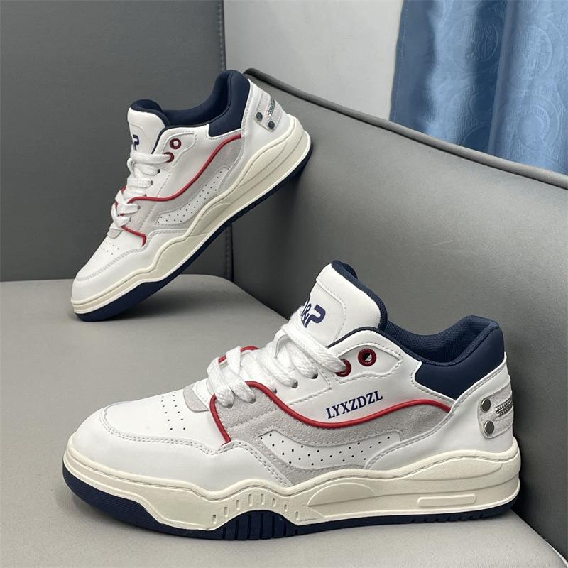 Autumn new leather soft-soled low-top shoes sports and leisure board shoes light zmd