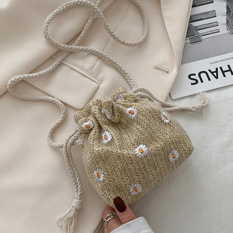 Women'S Summer Beach Shoulder Bags Straw Weave Bucket Bags Rattan Handbags Totes Casual Handbags Retro Mini Shoulder Bag