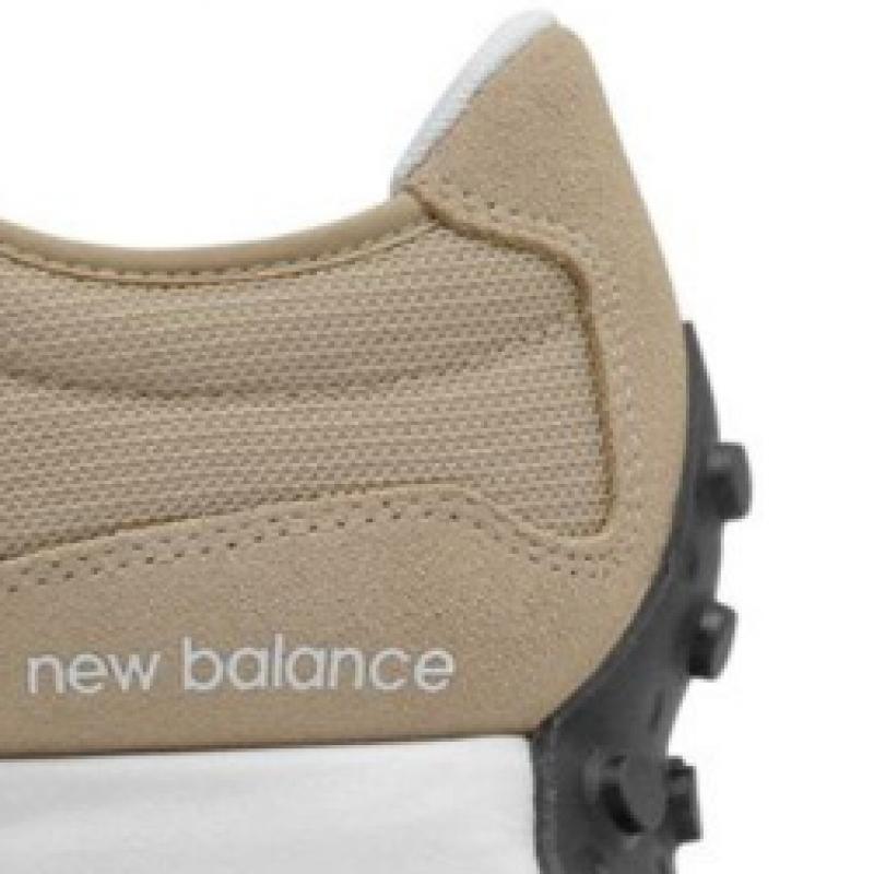 New Balance 327