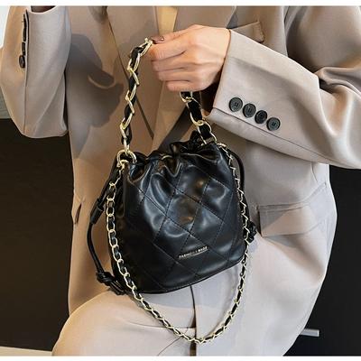 Korean Version Ins Fashion Chain Bag Women's 2025 New Diamond Bucket Bag High-end Single Shoulder Oblique Span Bag