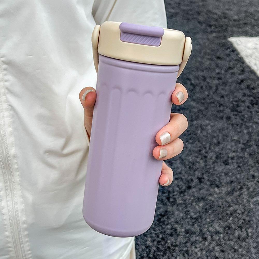 High-Capacity Stainless Steel Thermos Cup Insulation Or Cooling Straw Travel Cup  Outdoors