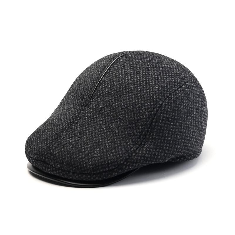 Autumn and Winter New Men's Peaked Cap, Dad and Grandpa Outdoor Travel Thickened Warm Ear Protector Forward Hat