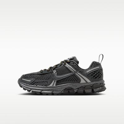 Nike Boys Dark/Grey Vomero 5 Smoke Reflective (Gs) Cm
