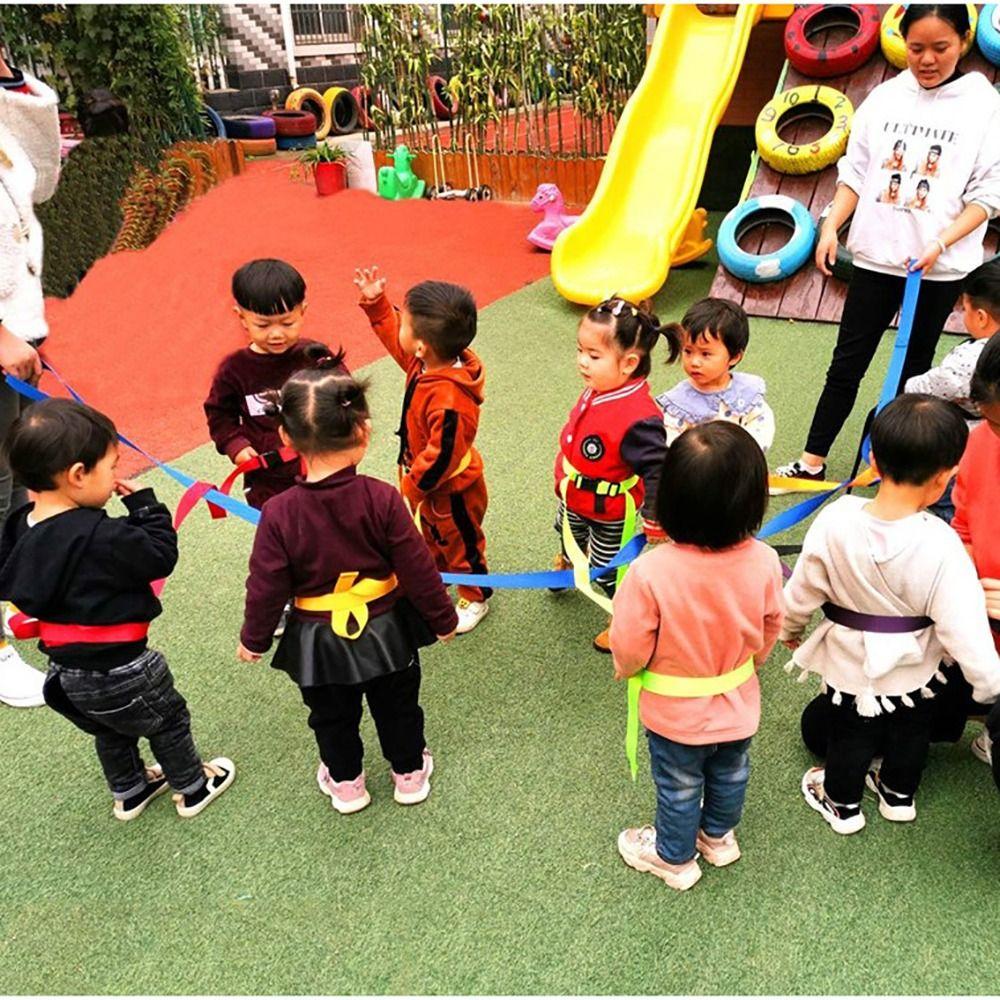 Corde de marche préscolaire avec anneaux pour tout-petits - Laisse pour enfants de 2 à 12 ans - Sangle de poignet de sécurité avec poignées - Sangle colorée - Fournitures de plein Corde de marche préscolaire avec anneaux pour tout-petits - Laisse pour enfants de 2 à 12 ans - Sangle de poignet de sécurité avec poignées - Sangle colorée - Fournitures de plein