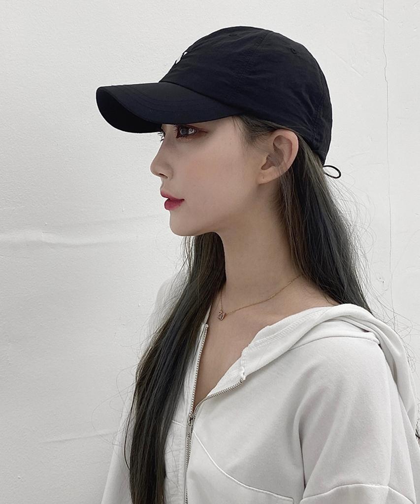 Tueseupis Nylon Logo String Waterproof Ball Cap (Black)