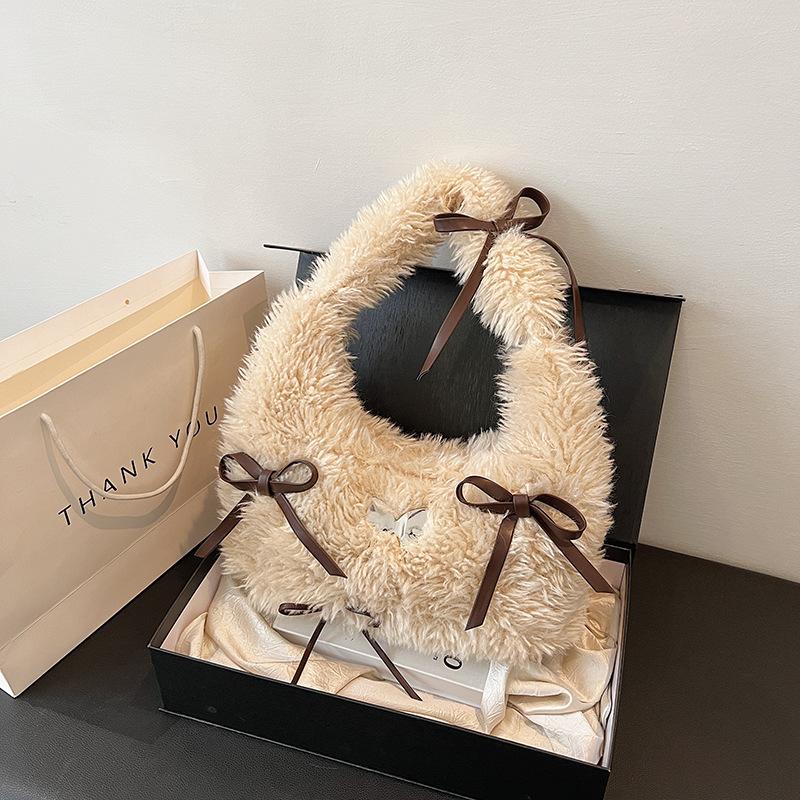 

Cute bow plush shoulder bag women s 2025 autumn and winter models fresh and sweet underarm plush bag commuter handbag off білий колір