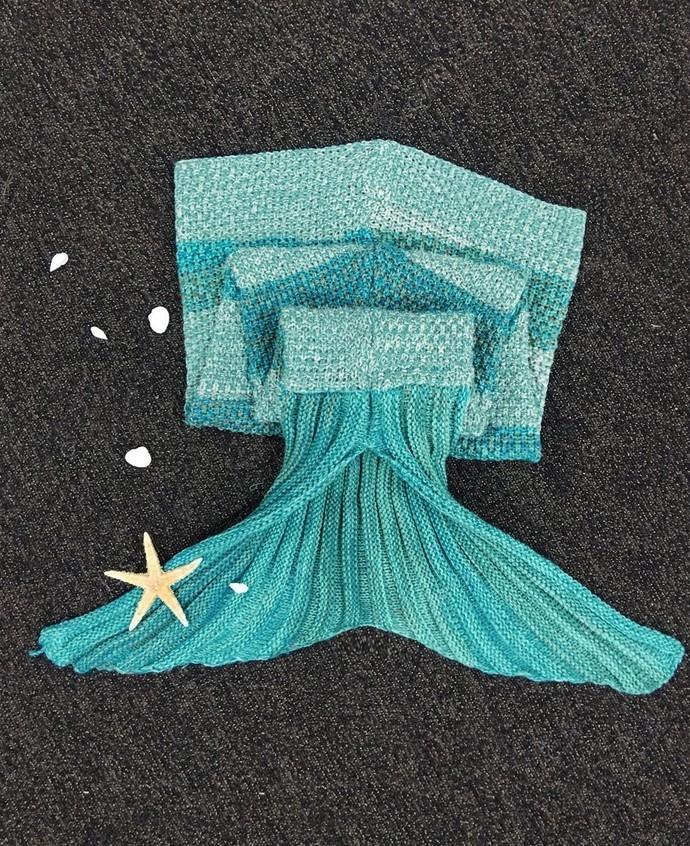 Acrylic Striped Mermaid Blanket For Home Office And Lounge Decor