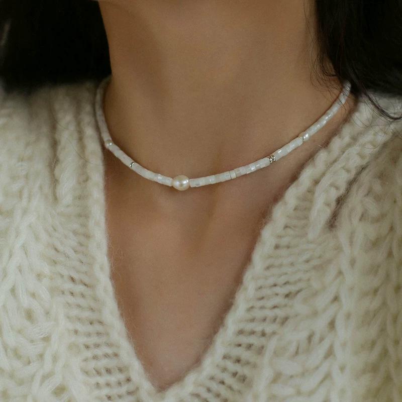 Wind Fashion Commuter Pearl Butterfly Shell Beaded Collarbone Chain Niche Design Versatile High Sense Necklace Women