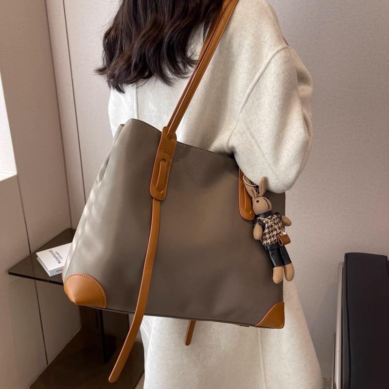 High-end Bag, Versatile Oxford Fabric, Fashionable Single-shoulder Hand-carry Women's Bag, Lightweight and Large-capacity Tote Bag