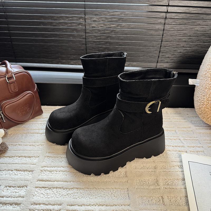 

Жареная улица высокая ценность темперамент леди маленькие кожаные туфли 2025 интернет-знаменитость новый свежий свободный ретро британский стиль ботинки Мартин 40 чёрный