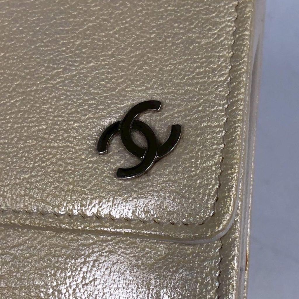 Used CHANEL Medium Wallet Coco Mark Bi-fold Wallet
