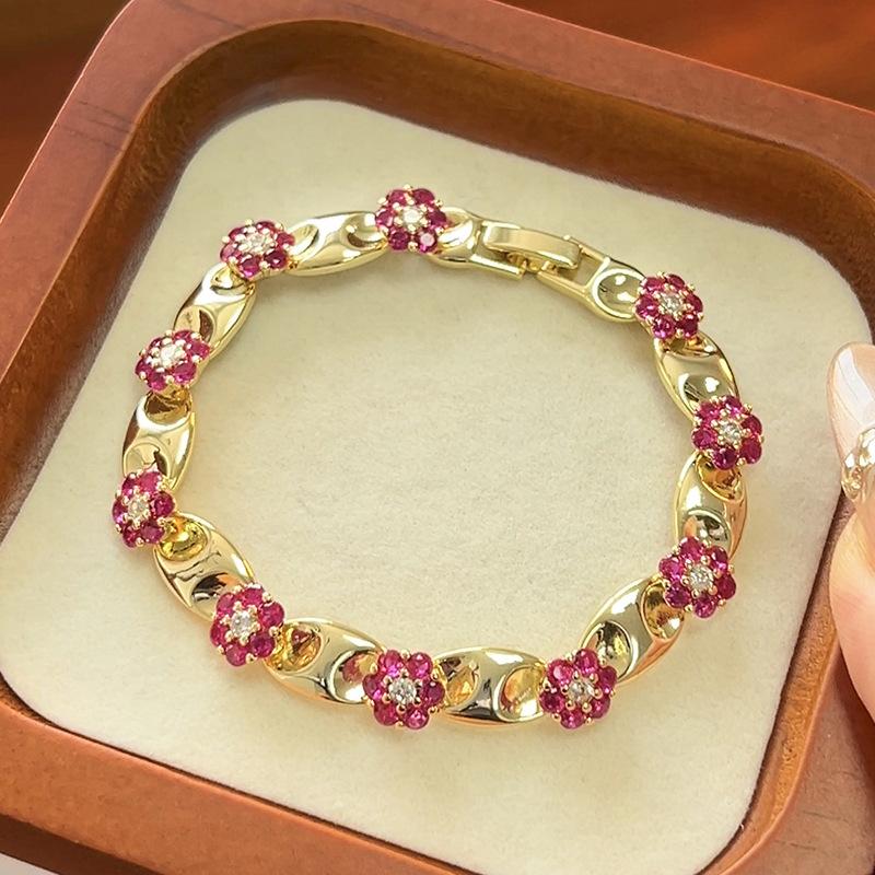 Huameimei Jewelry New Bracelet Retro Fashion Flower Light Luxury High End Handmade Ladies Full