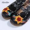 Ethnic Style Bohemian Women's Mules 2025 Summer New Thick Sole Slippers Outwear Size35 43 Flower Decor Women Sandals Cover Toe