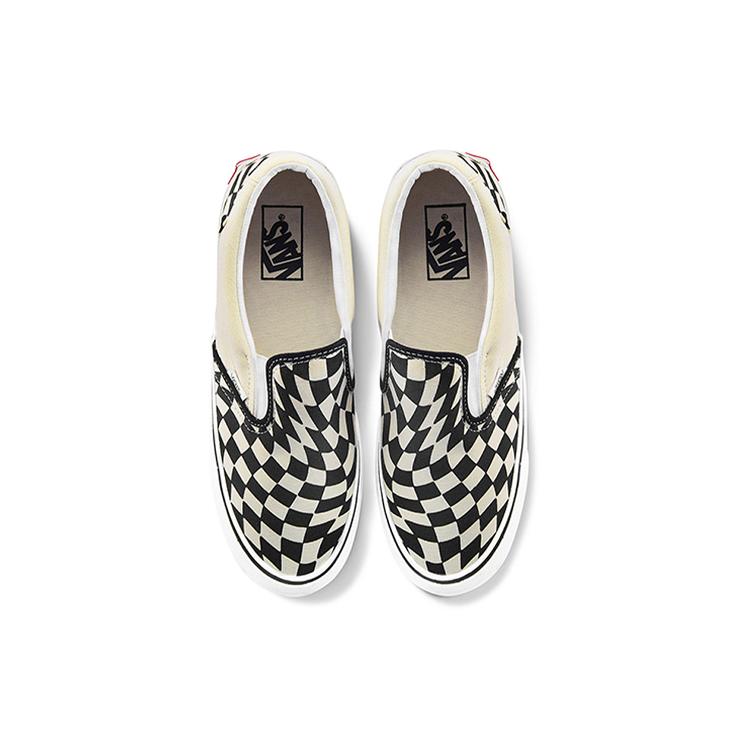 Slip-On Classic Vans Twist 'Warp Checker' VN0A4UUD1MK
