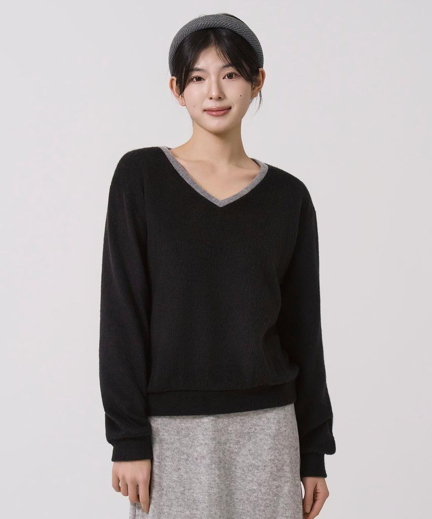Sayu Brush V-Neck Pullover Black