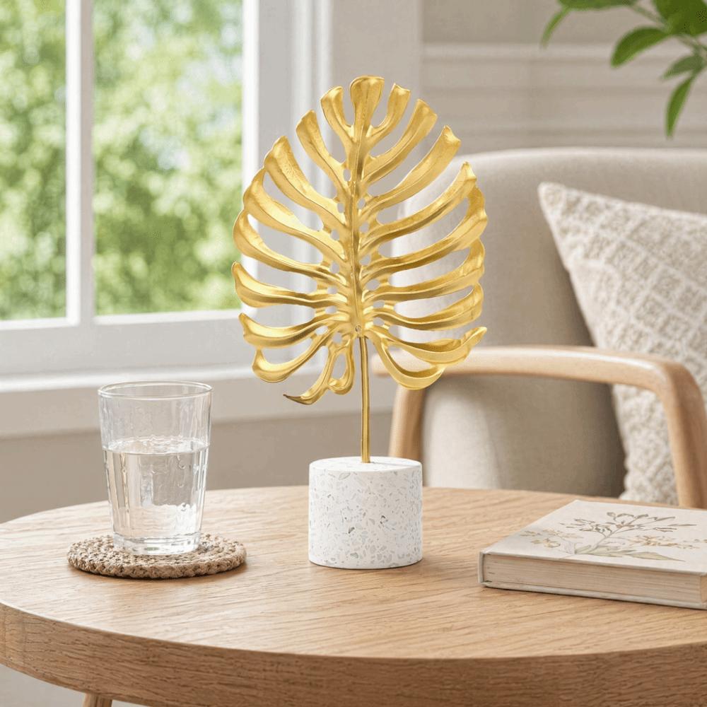 Gold Cement Base Iron Leaf Desktop Ornament Hotel Front Desk Display Ornament