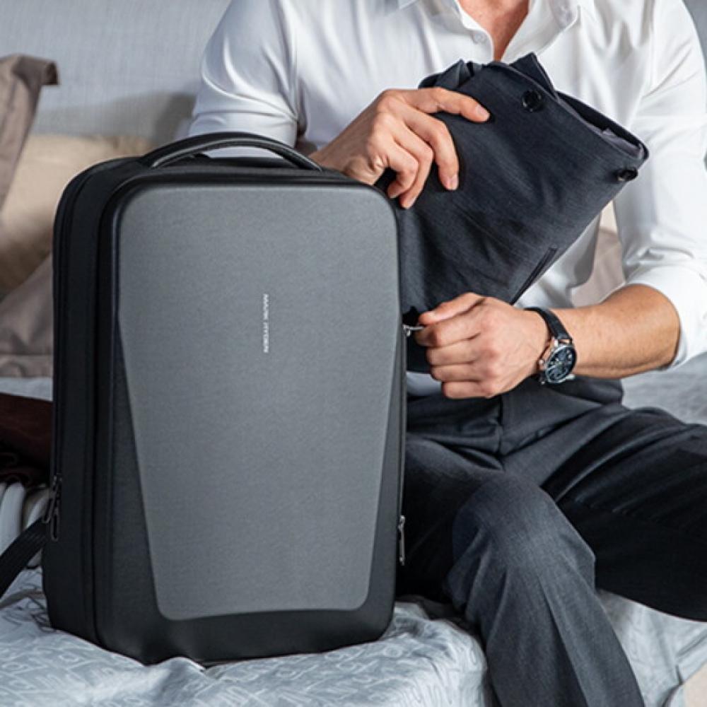 Menbag Hard Backpack For 30s And 40s 15.6 16 Inch Mr639a