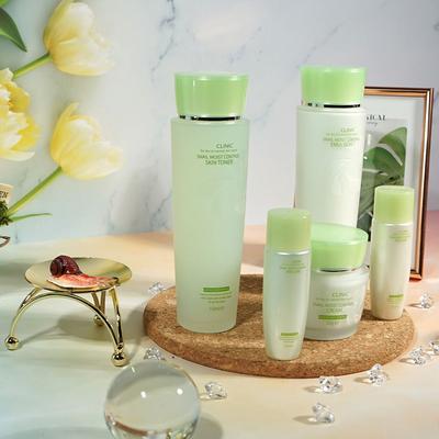 UEHQESVV extrait de lotus ensemble nourrissant 3 pièces pour femmes pour la protection de la peau et la formation de la barrière