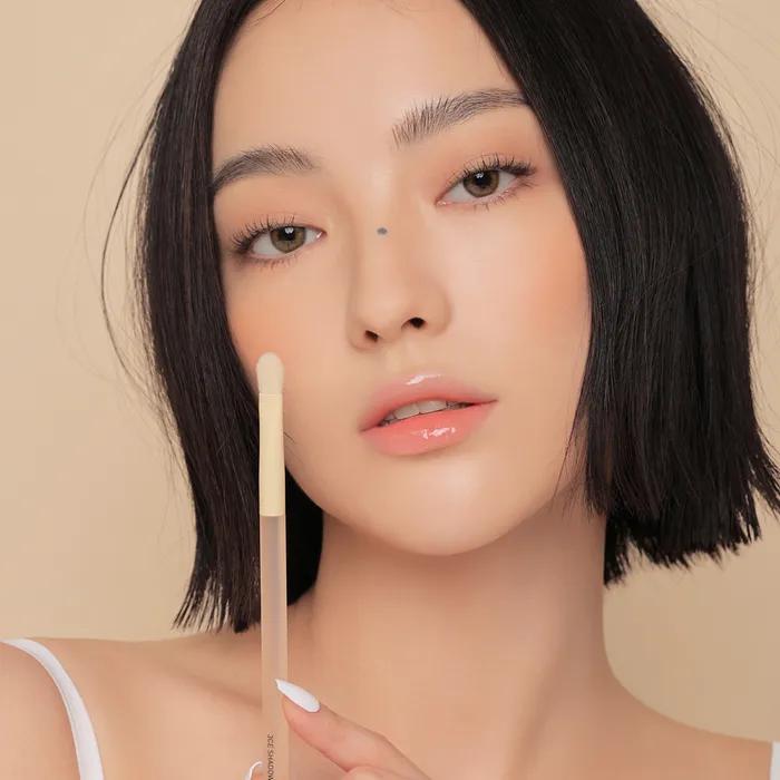 

Кисть для нашарування тіней