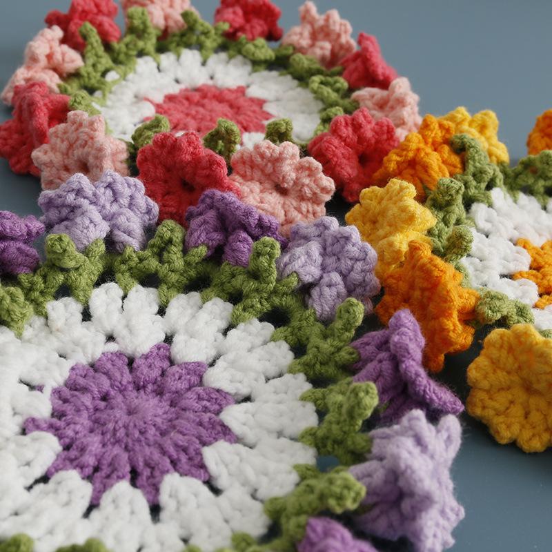 Descanso de Copo de Crochê Flor Tricotado à Mão Lírio do Vale Descansos de Copo Redondos Isolamento Térmico Antiderrapante Tapetes de Mesa Decoração para Casa Cozinha
