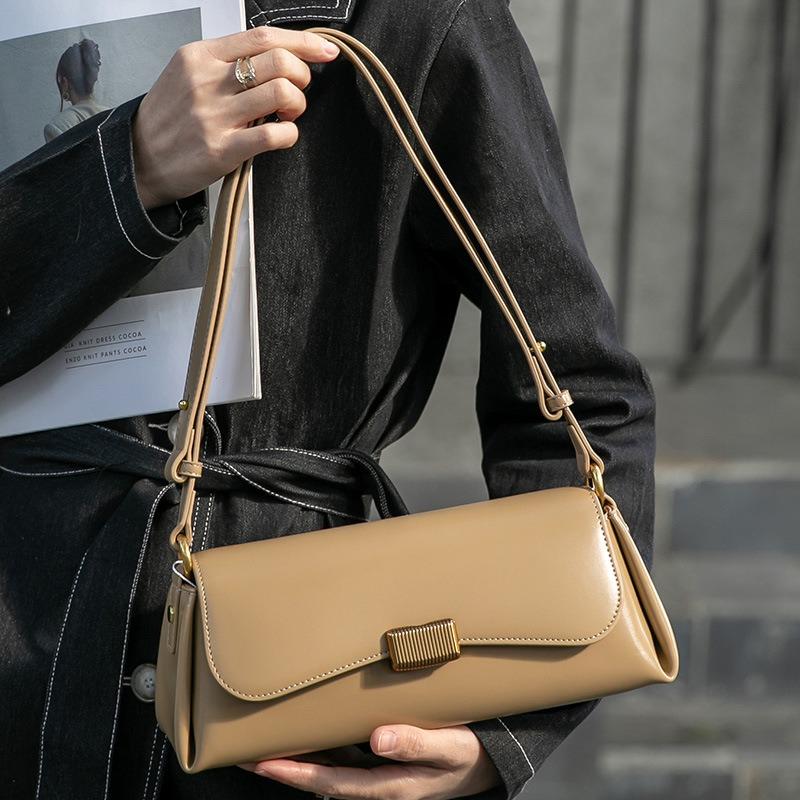 Bag women's niche design retro baguette armpit bag high-end new trendy red crossbody shoulder leather women's bag
