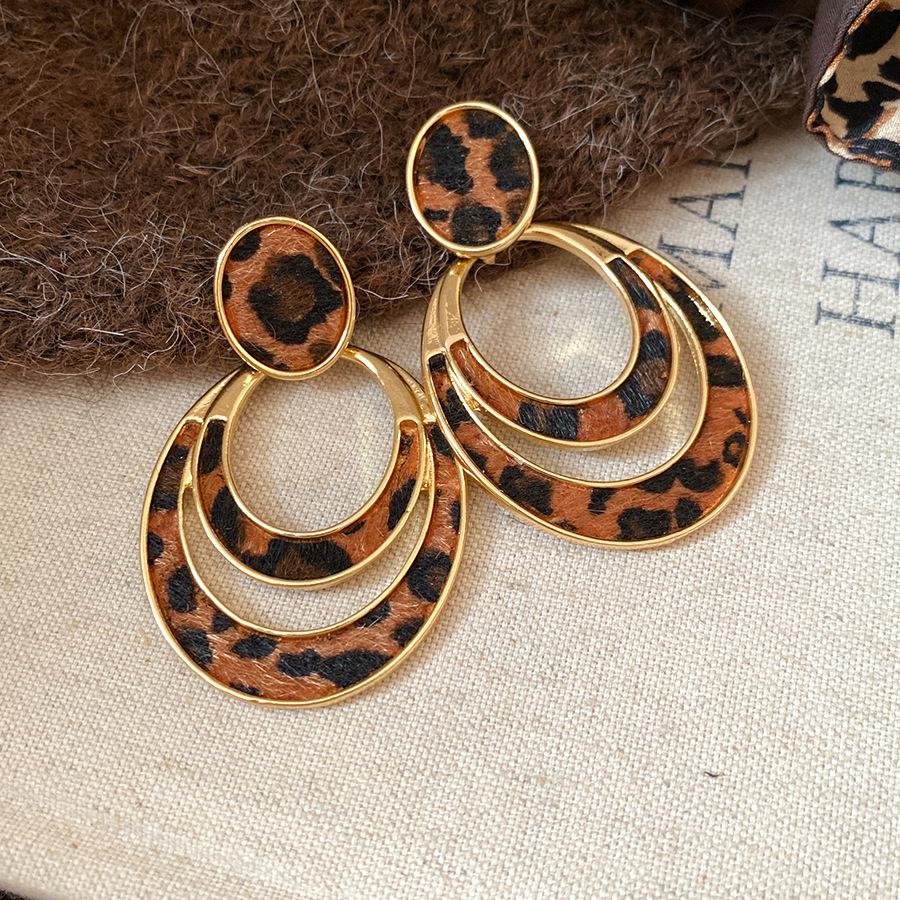 High-End Retro Leopard Print Herzohrringe - Silber Stecker Nische Maillard Stil für Damen