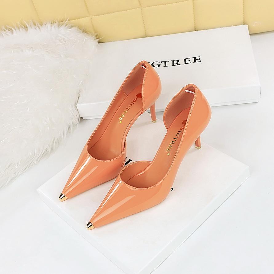 Fashion Women Classic 7cm 10.5cm High Heels Sexy Club Metal Cap Toe Pumps Lady Fashion Orange Red Kitten Low Heels Glossy Leather Shoes