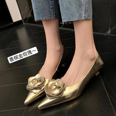 Neue Damenschuhe High Heels Slipper Elegante Damenschuhe Niedrige Absätze Hochzeit Braut Spitzschuh Silber Gold Rose Abendpartyschuhe