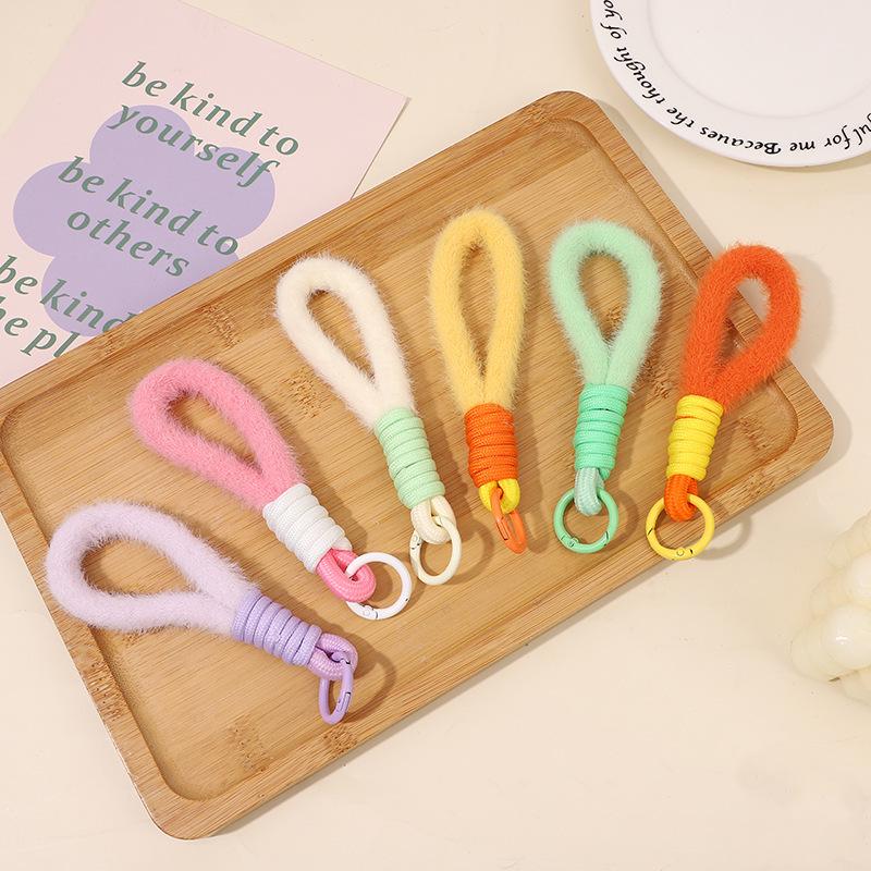 Creative Plush Mobile Phone Wrist Lanyard - Fashionable Anti-Drop Keychain with Single Buckle for Autumn and Winter