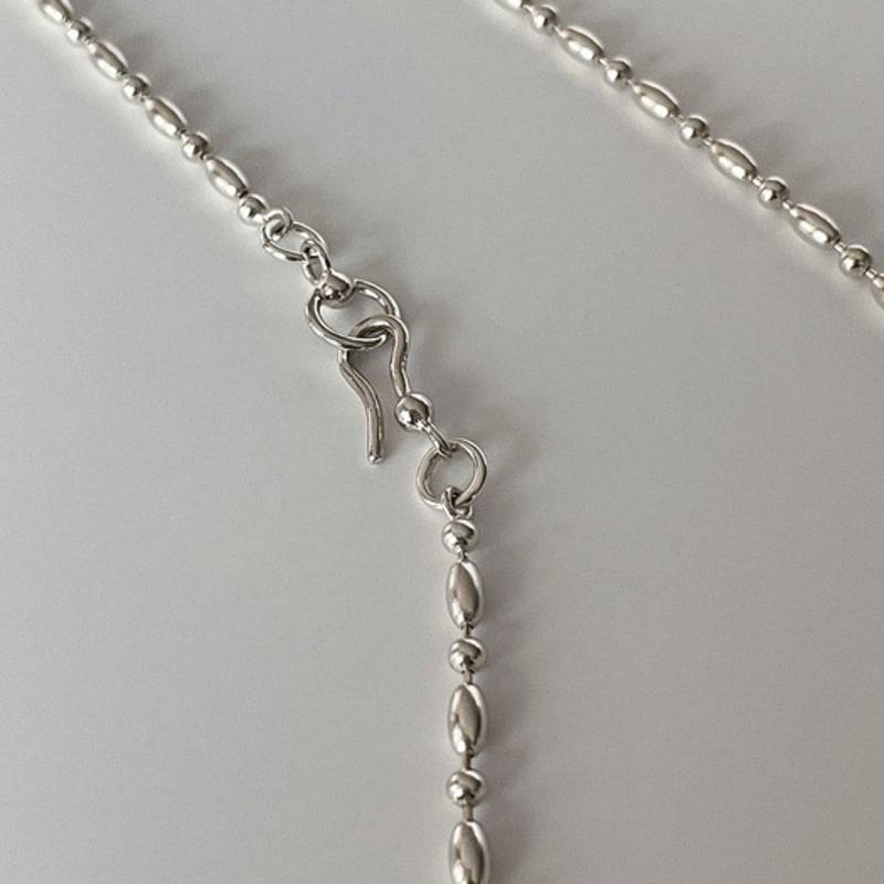 Melliv Silver Mixed Egg Ball Chain Fish Hook Necklace_mvn19