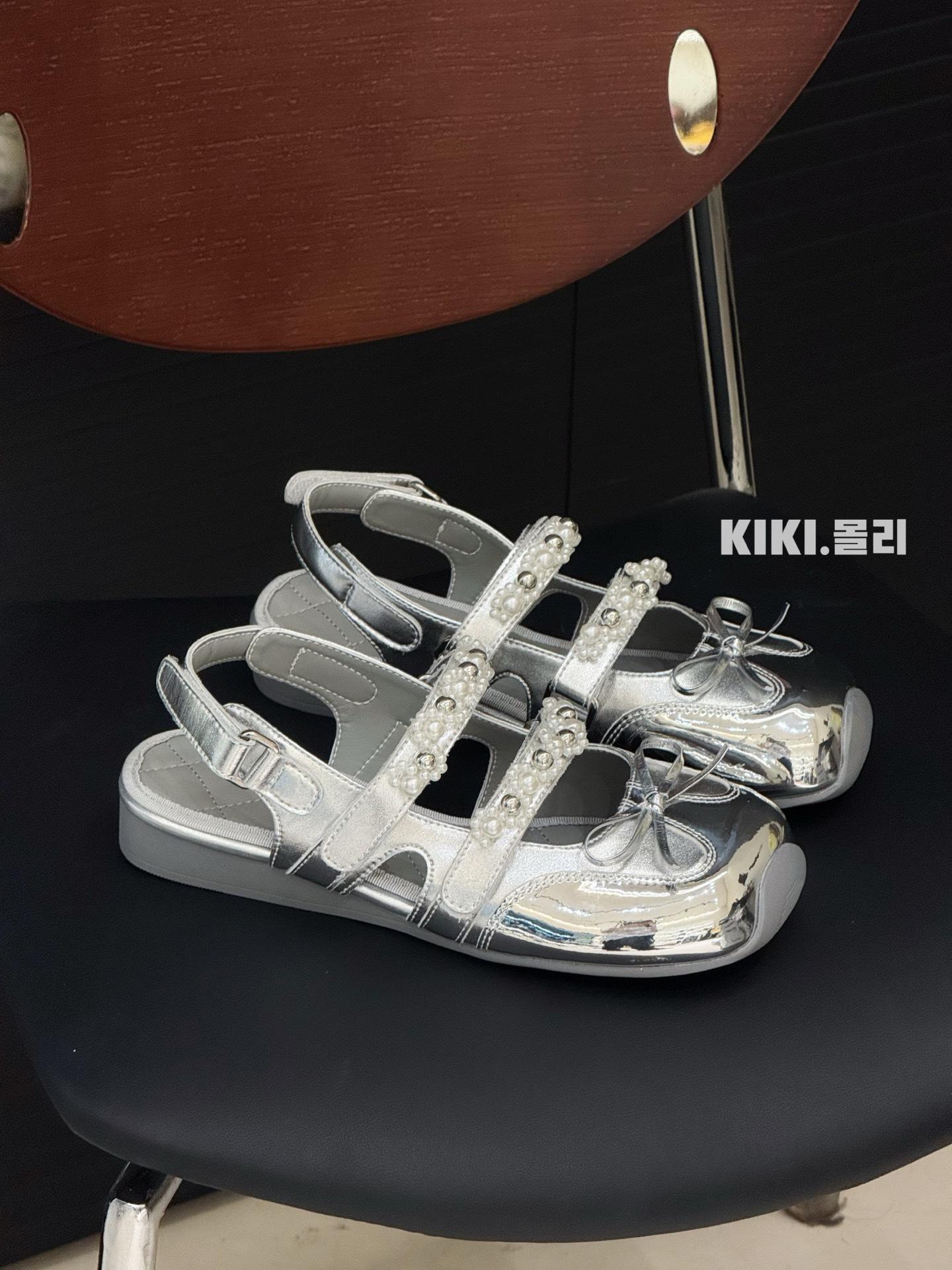 

Балетки мечты на плоской подошве с мелким вырезом Мэри Джейн женские летние с бантом милые с пустым темпераментом сумка на носке сандалии 35 серебряный