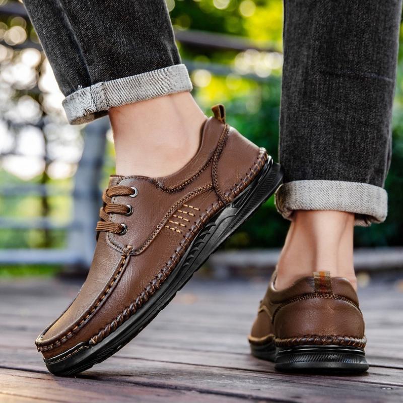 2026 Hot Sale New Handmade Leather Men Shoes Designer Loafers Men Frenum Comfortable Driving Shoes Outdoor Walking Men Flats