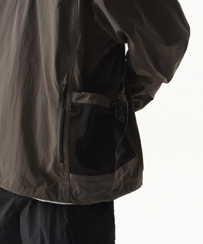 Musinsa Standard [City Leisure] Mesh Pocket Anorak Jacket [Mud Grey]