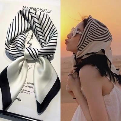 Accessori – Sciarpe e foulard