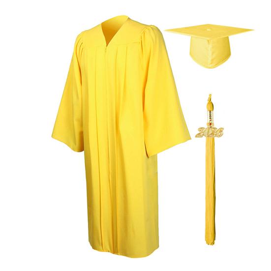 Unisex Matte Graduation Cap And Gown Set with 2026 Year Tassel Charm for Middle School High School College Graduates