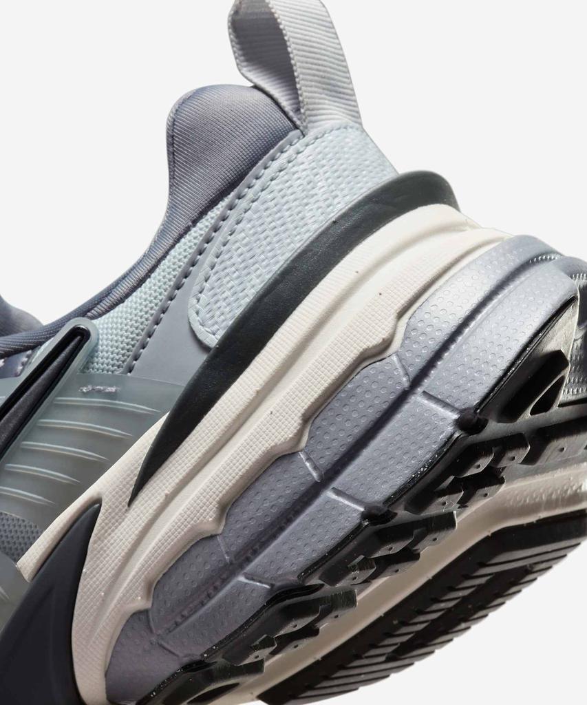 Nike V2K Run W - Pure Platinum:Wolf Grey:Cool Grey:Metallic Cool Grey / Fd0736-003