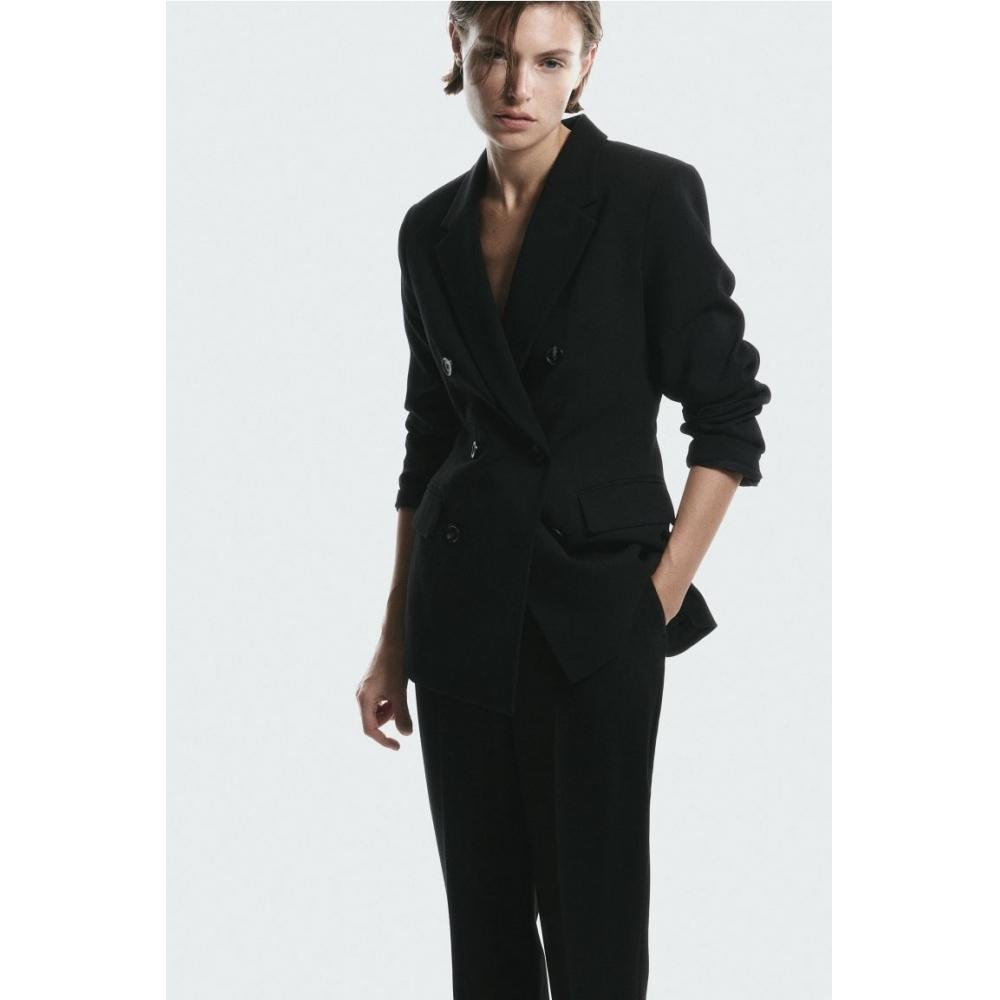 

Двубортный пиджак HM черный