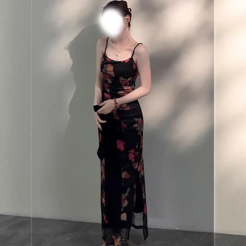 Retro Printed Slim-fitting Suspender Skirt French Summer New Fashion Slim Split-ended Hip-wrapped Floral Dress