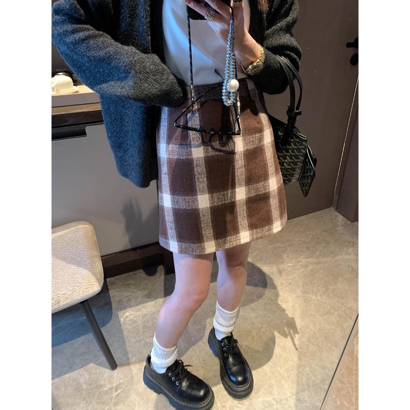 Mochie Early Spring Korean Retro Plaid High-Waist A-line Skirt MQ1094