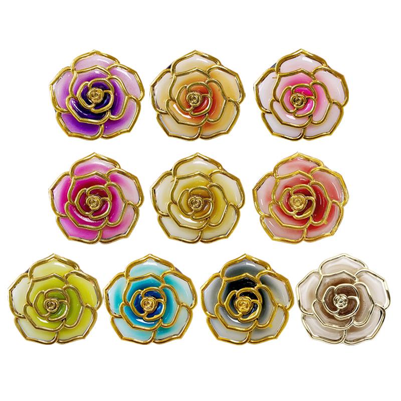Foldable Rose Flower Handbag Hanger: Metal & Plastic Hook for Table Edge and Christmas Stocking.