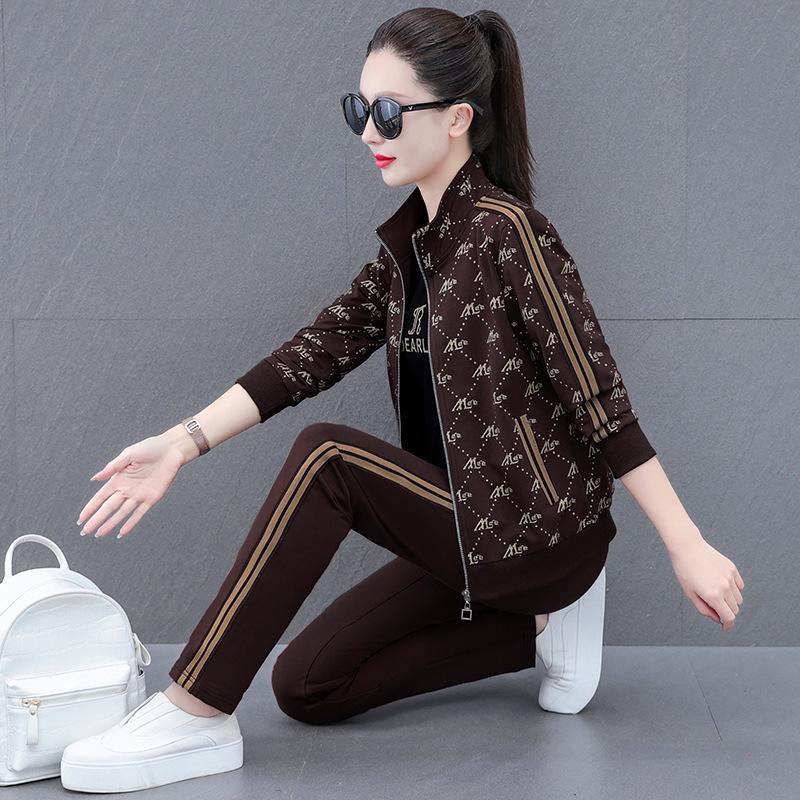 Podzimní 2023 Kontrastní barva Ležérní sportovní souprava pro ženy středního věku: Tištěná mikina a tepláky