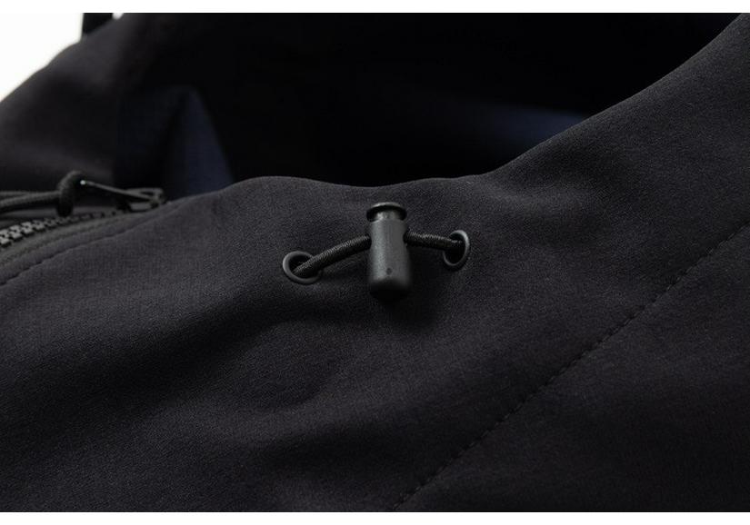Customizable Fleece-Lined Softshell Jacket for Men and Women - Windproof and Waterproof for Autumn and Winter