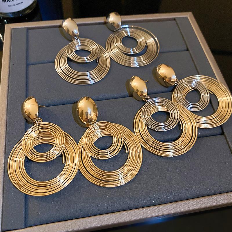 Large and Small Multi-layered Circle Silver Needle Earrings Fashion High-end Temperament Geometric Earrings for Women