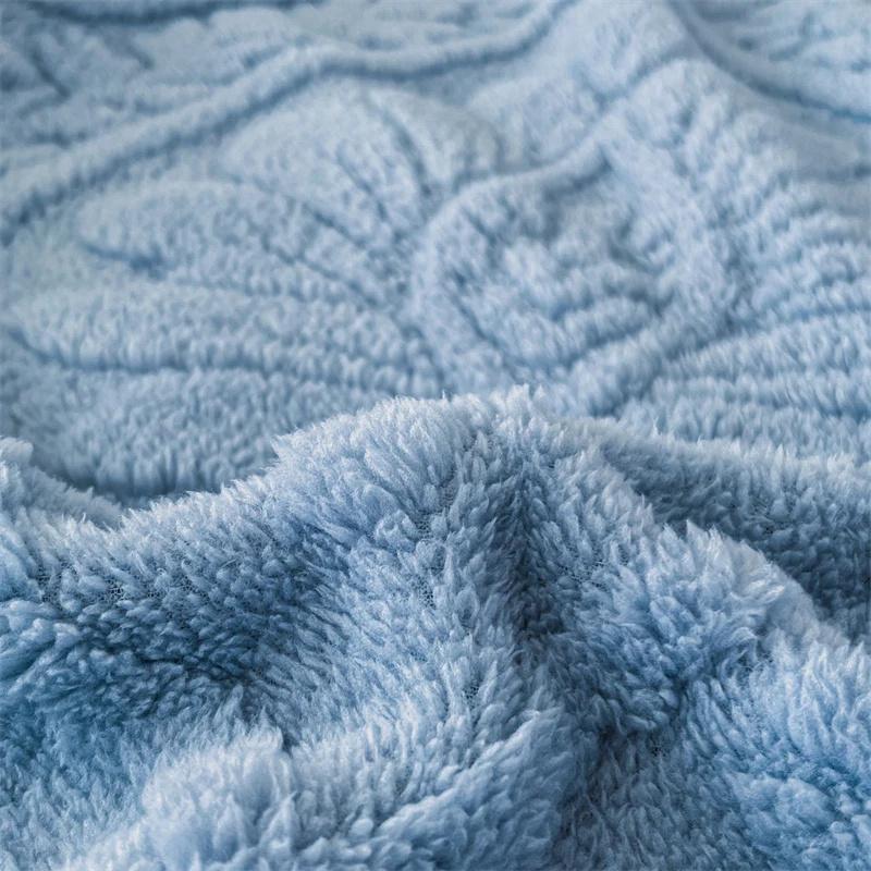 3PC Bedding Set Bedcloth Warm Winter Bed Cover 3D Embossed Velvet Mattress Cover Tafferta Bedsheet Winter Warm Fitted Sheet Mattress Protector