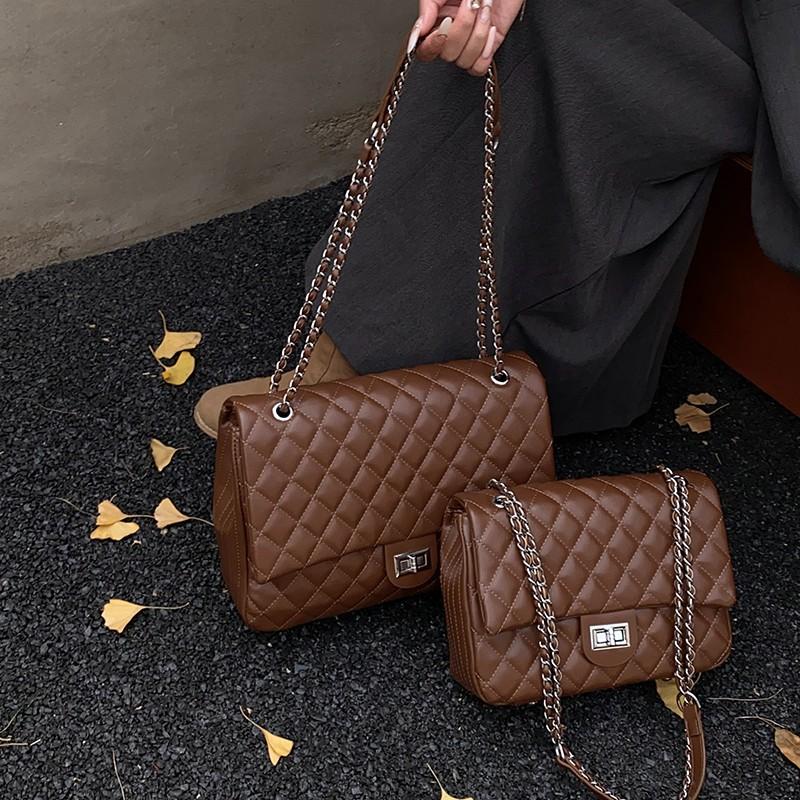 New fashionable textured small bag women's niche tide is now popular diamond chain shoulder messenger bag