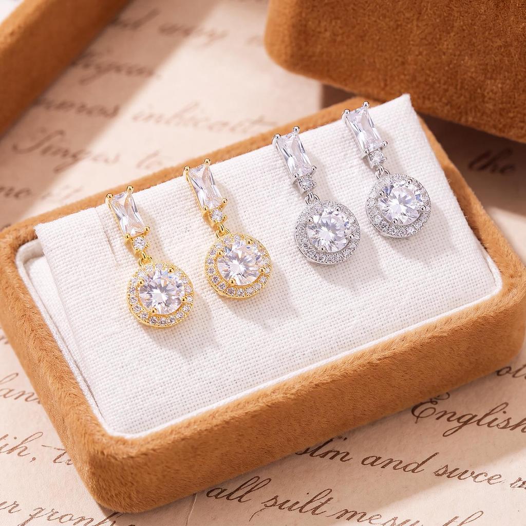 Exquisite Gold-Plated S925 Silver Stud Earrings: Shiny, Versatile and Luxurious Ear Jewelry