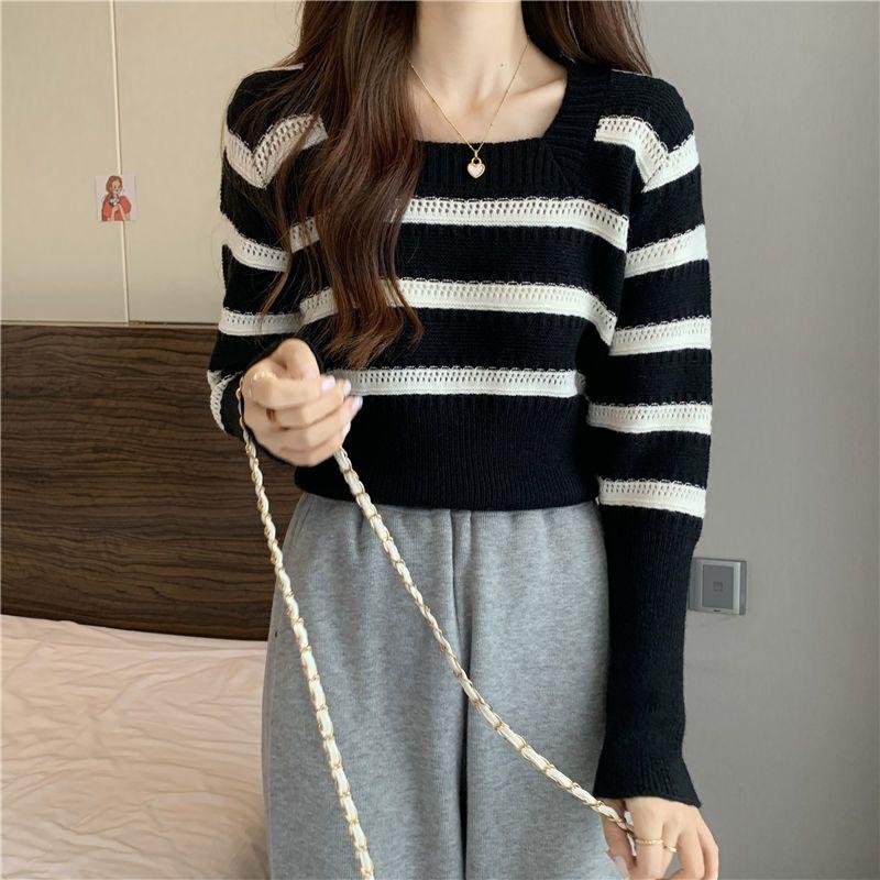 

Полосатый вязаный свитер с квадратным воротником для женщин, осенний новый дизайн, нишевый свитер с длинными рукавами, универсальный шикарный свитер, топ-тренд one size чёрный