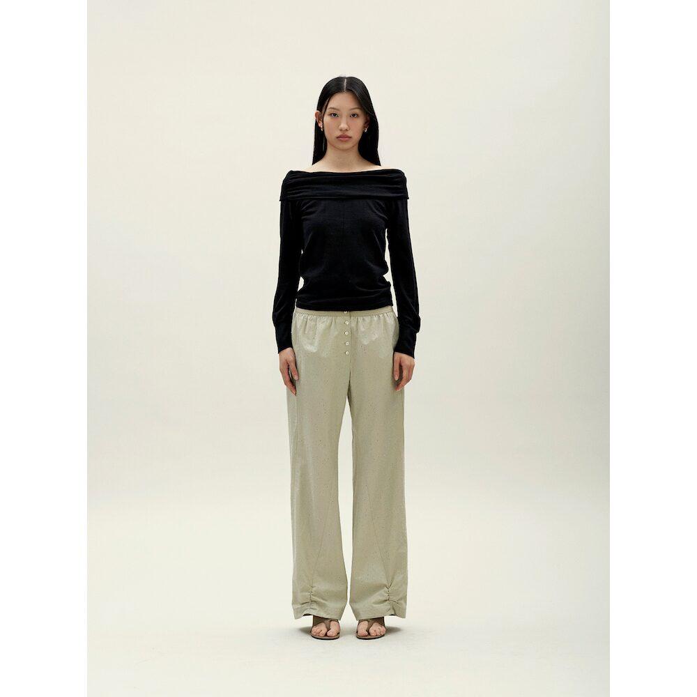 Anggae Off Shoulder Pullover Black